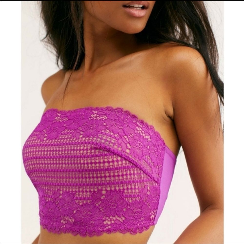 Victoria's Secret Camila Bralette‎ Bandeau Size Small NEW